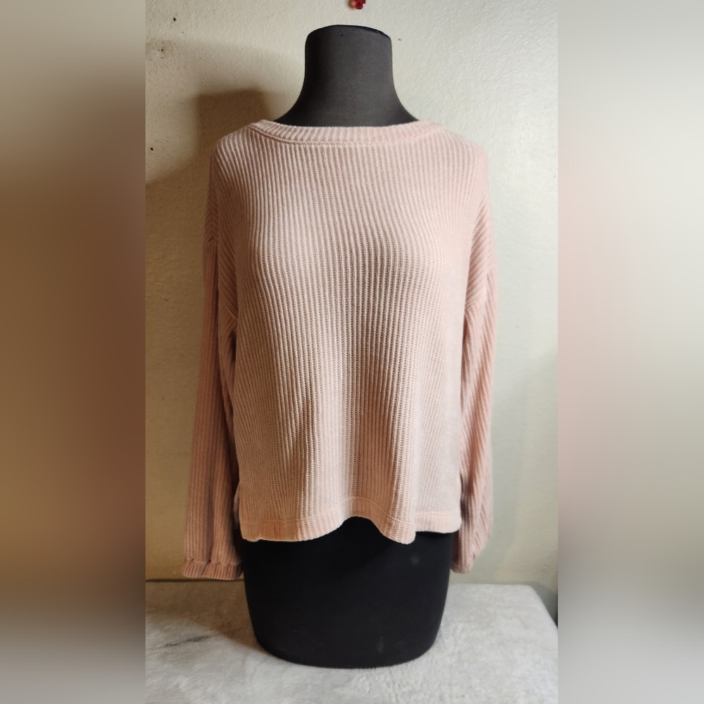 old navy super soft pink cropped sweater